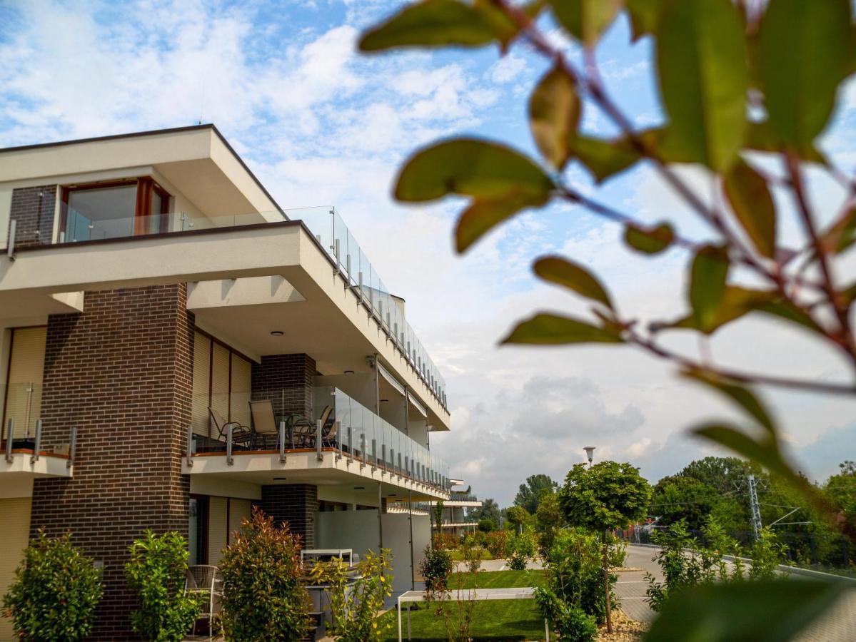Panorama Superior Apartments - Pool, Garden, Parking Balatonalmádi Eksteriør billede