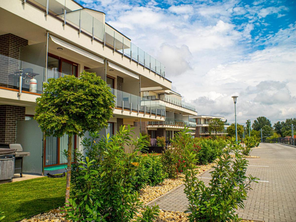 Panorama Superior Apartments - Pool, Garden, Parking Balatonalmádi Eksteriør billede